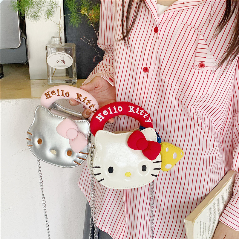 Sanrio Hello Kitty Crossbody M - Luxury Bags Japan のレビューと価格