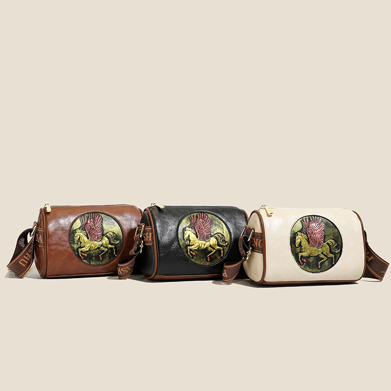 2025 New Vintage Pegasus Embos - Luxury Bags Hand Painted のレビューと価格