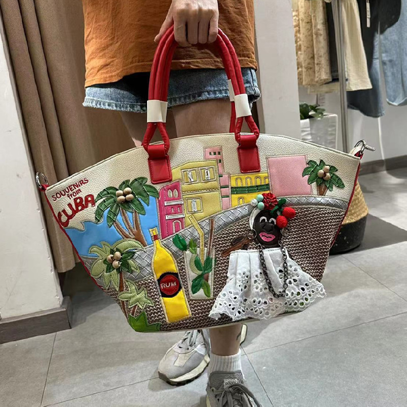 New Graffiti handbag large cap - Luxury Bags Vip のレビューと価格