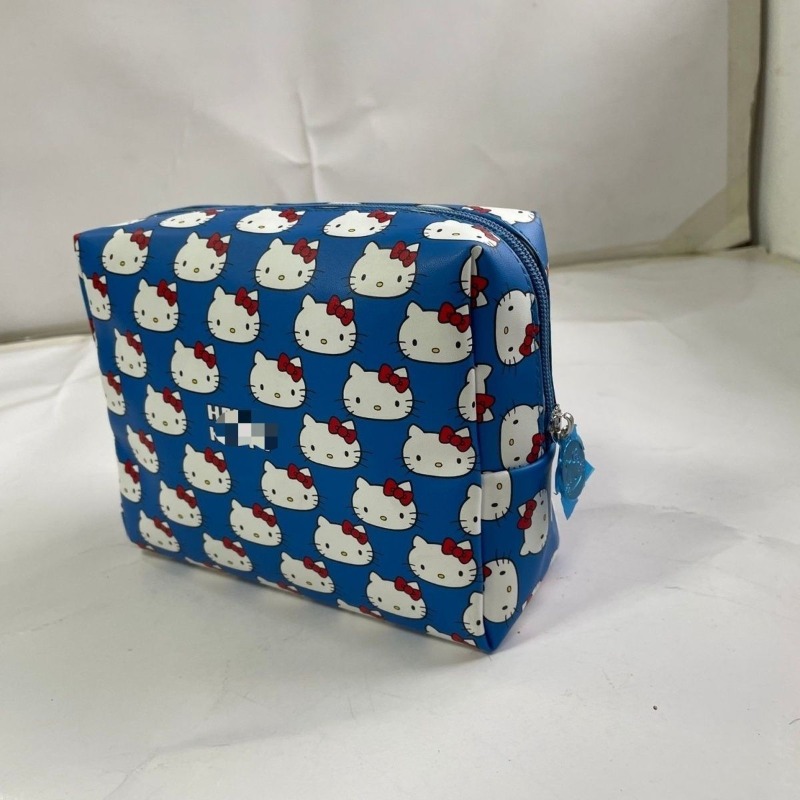 Sanrio New HelloKitty Kawaii A - Luxury Bags Japan のレビューと価格