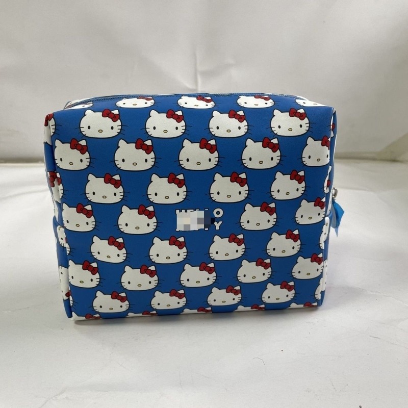 Sanrio New HelloKitty Kawaii A - Luxury Bags Japan のレビューと価格
