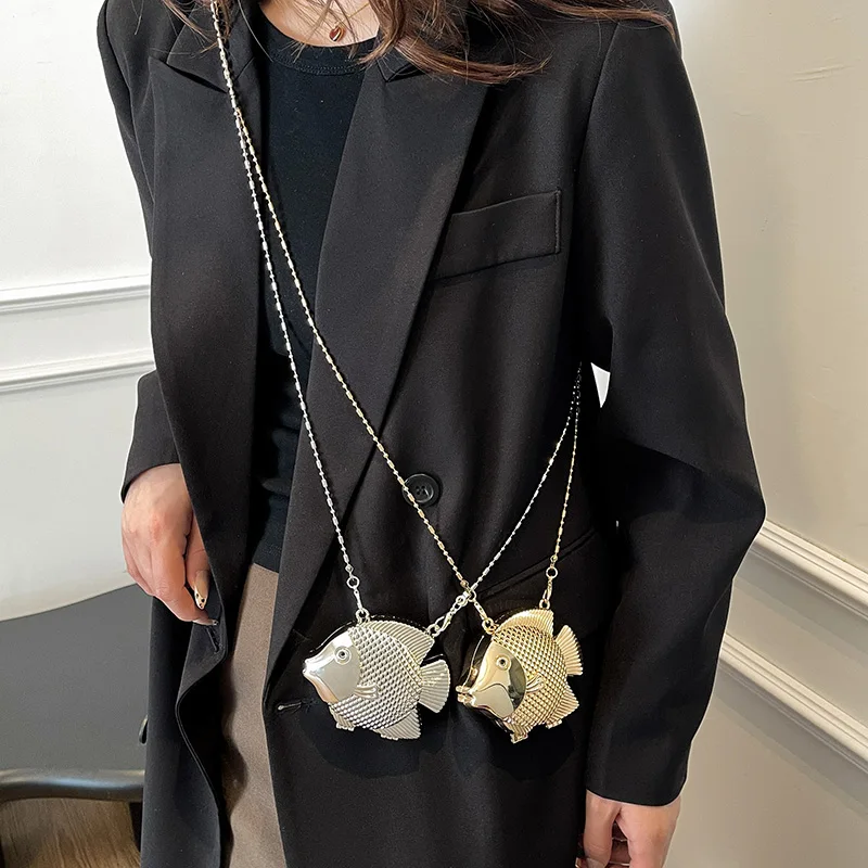 Cute Little Fish Shape Metal M - Mini Bag Evening Clutch のレビューと価格