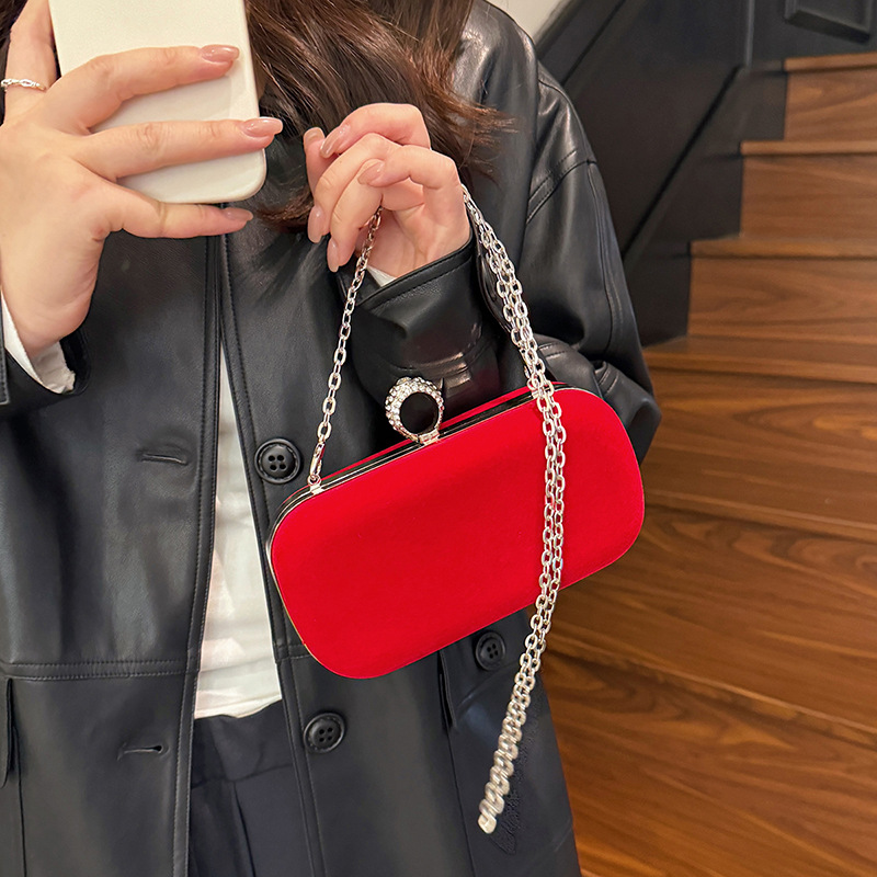 Black Velvet Handbag for Women - Luxury Bags Vip のレビューと価格